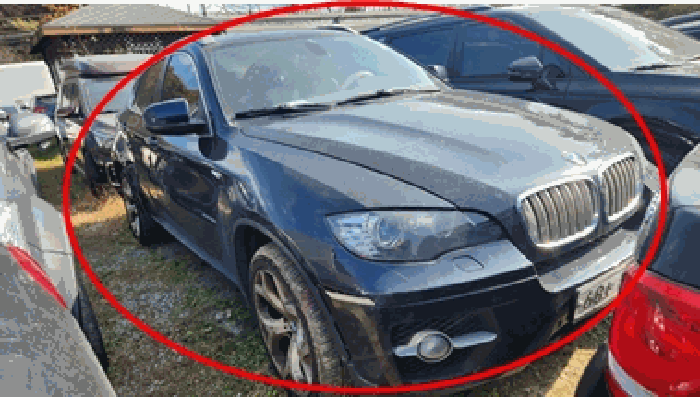 BMW X6 xDrive50i