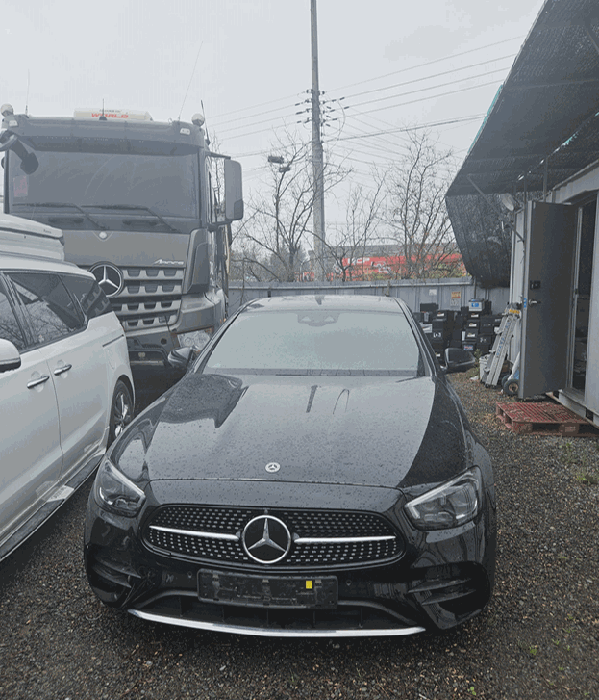 Mercedes-Benz E220 d 4MATIC