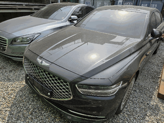 G90