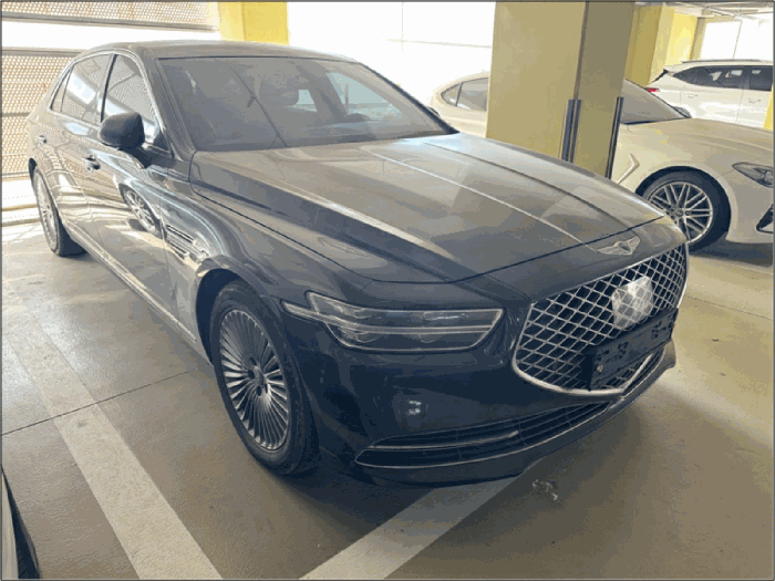 G90
