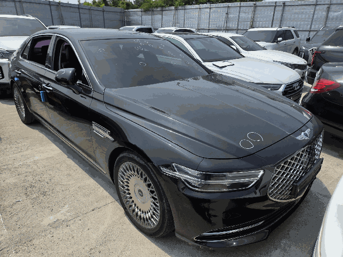 G90