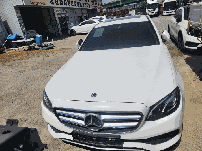 E200