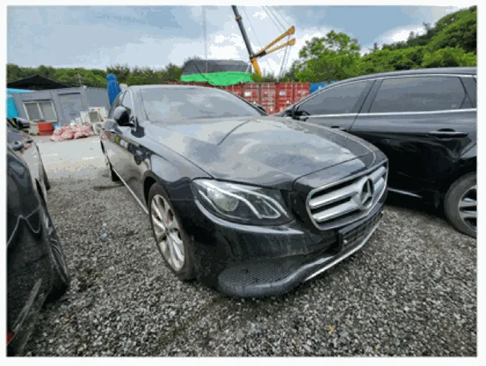 E200