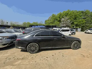 Mercedes-Benz S350 d 현황 사진 2