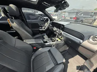 Mercedes-Benz-GLB220 현황 사진 7