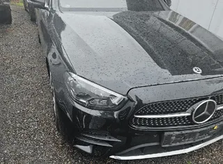Mercedes-Benz E220 d 4MATIC 현황 사진 4