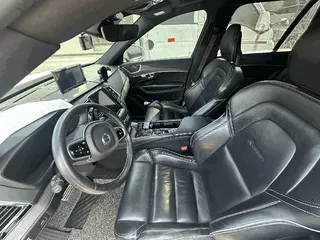 볼보 XC90D5 AWD 현황 사진 3