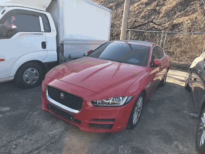 재규어 XE 20d