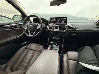 BMW X4 xDrive20i 현황 사진 3