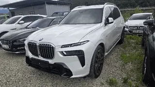 BMW X7 xDrive40d 현황 사진 3