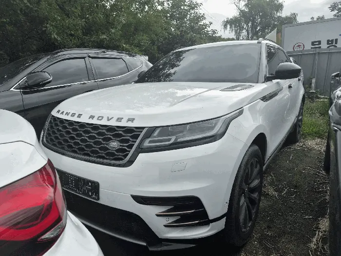 레인지로버 벨라 D240
