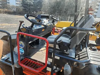 아스팔트 피니셔 현황 사진 9