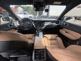 볼보XC60D5AWD 현황 사진 2