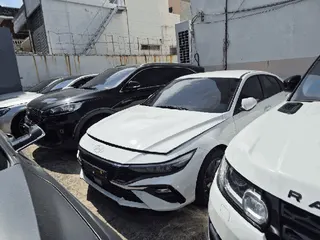 아반떼 현황 사진 1