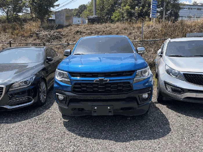CHEVROLET COLORADO AWD