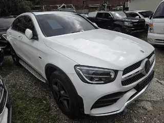 Mercedes-Benz GLC300 e 4MATIC Coupe 현황 사진 4
