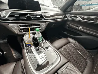 BMW 740d xDrive Design Pure Excellence(20) 현황 사진 11