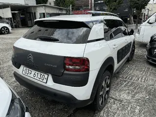 Citroen C4 Cactus 1.6 BlueHDi 현황 사진 3