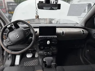 Citroen C4 Cactus 1.6 BlueHDi 현황 사진 4