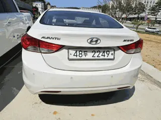 아반떼(AVANTE) 현황 사진 17