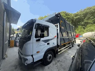 함코2.3톤광림크레인집게차 현황 사진 2