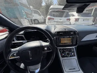 Lincoln Continental 3.0 AWD 현황 사진 6