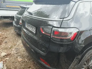 짚 컴패스 2.4 AWD 현황 사진 4