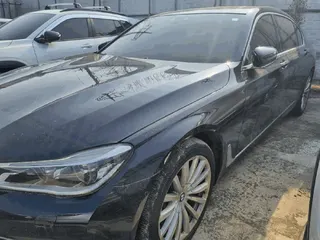 BMW 730Ld xDrive 현황 사진 4