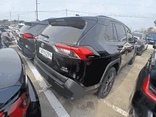 토요타 RAV4 Hybrid 2WD 현황 사진 4