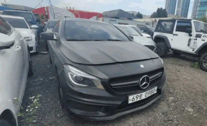 Mercedes-AMG CLA45 4Matic