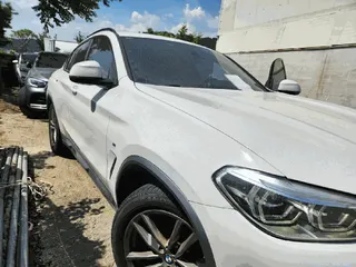 BMW X4 xDrive20d M Sport X 현황 사진 4