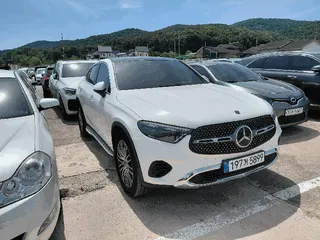 Mercedes-Benz GLC 300 4MATIC Coupe 현황 사진 1