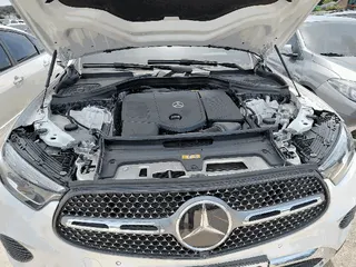 Mercedes-Benz GLC 300 4MATIC Coupe 현황 사진 5