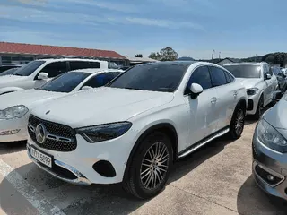 Mercedes-Benz GLC 300 4MATIC Coupe 현황 사진 2