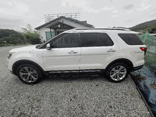 Explorer 2.3 AWD 현황 사진 2