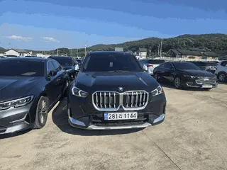 BMW X1 sDrive18d 현황 사진 1