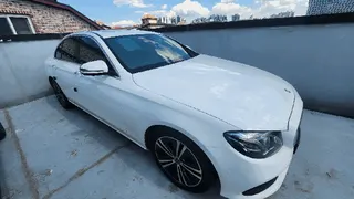 Mercedes_Benz E 300 현황 사진 2