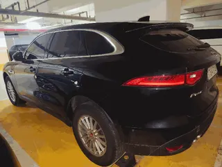 재규어 F-PACE 20d 현황 사진 4