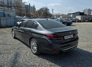 BMW 520i Luxury 현황 사진 4