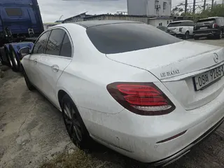 E300 4Matic 현황 사진 4