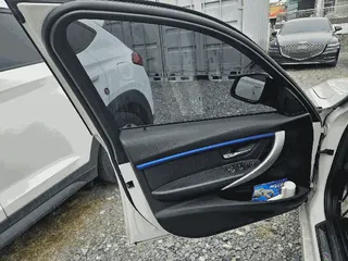 BMW 320i 현황 사진 20