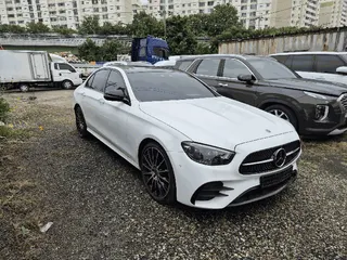 Mercedes-Benz E350 4MATIC 현황 사진 2
