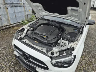 Mercedes-Benz E350 4MATIC 현황 사진 8