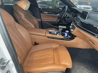 BMW 740d xDrive 현황 사진 14
