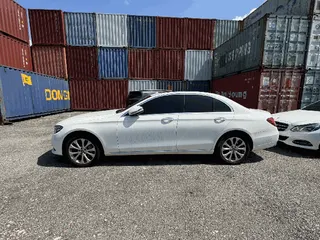 E300 4Matic 현황 사진 3