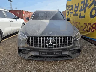 Mercedes-Benz GLC300 4MATIC Coupe 현황 사진 1