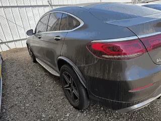 Mercedes-Benz GLC300 4MATIC Coupe 현황 사진 2