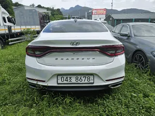 그랜저(GRANDEUR) 현황 사진 3