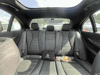 Mercedes-Benz E350 4matic 현황 사진 7