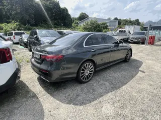 Mercedes-Benz E350 4matic 현황 사진 2